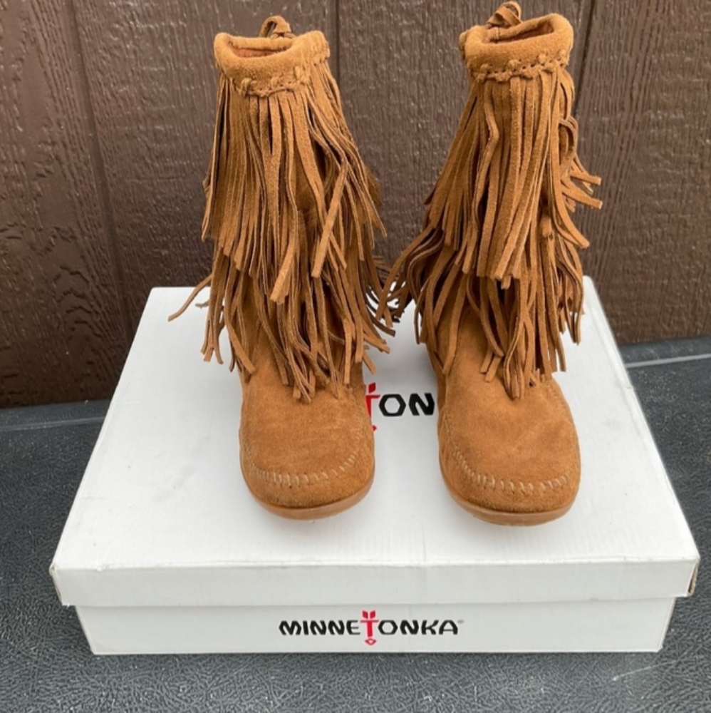 Minnetonka Ana  Brown Suede Fringe Moccasin Boots